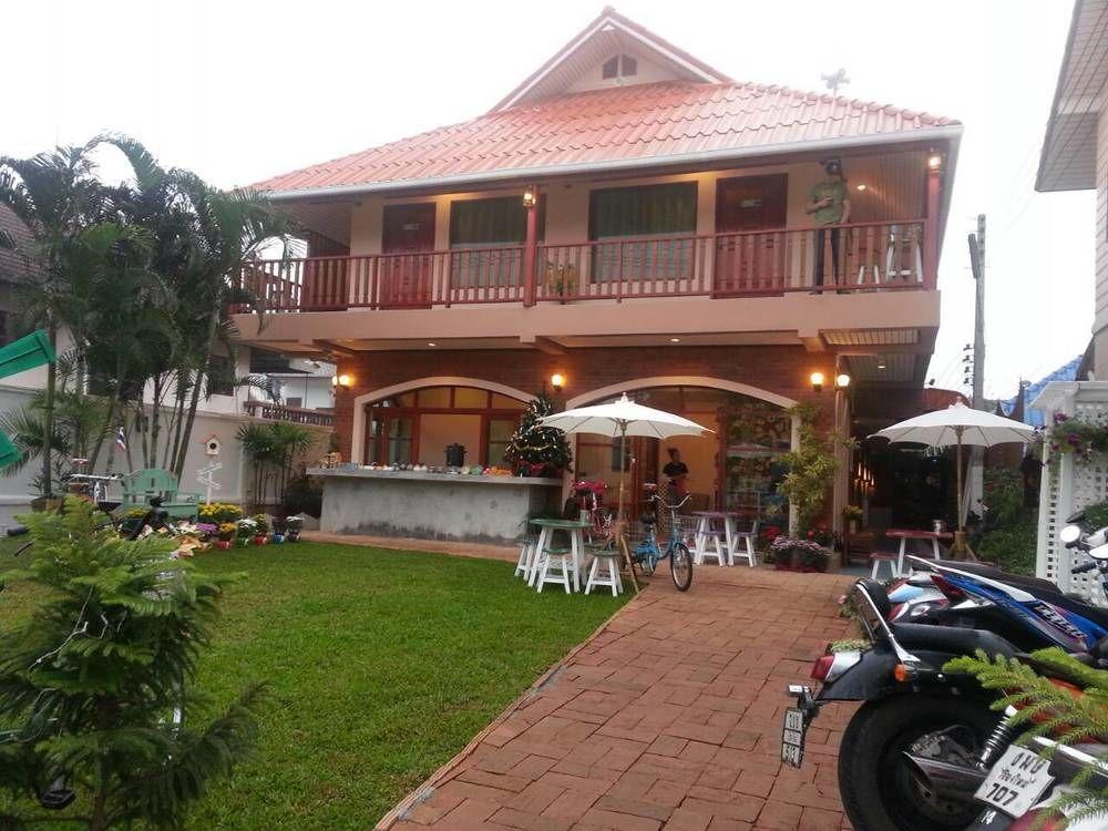 Happy In Pai Hotel Exterior photo