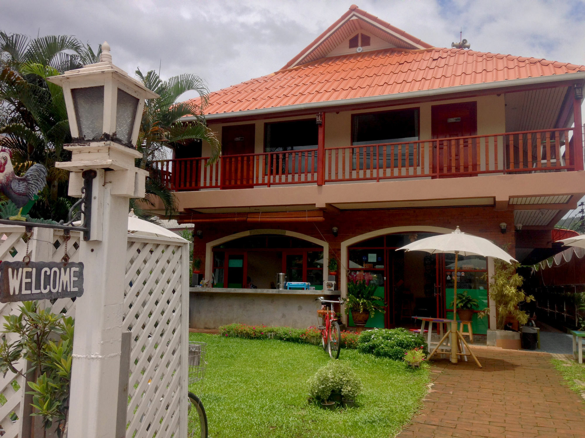 Happy In Pai Hotel Exterior photo