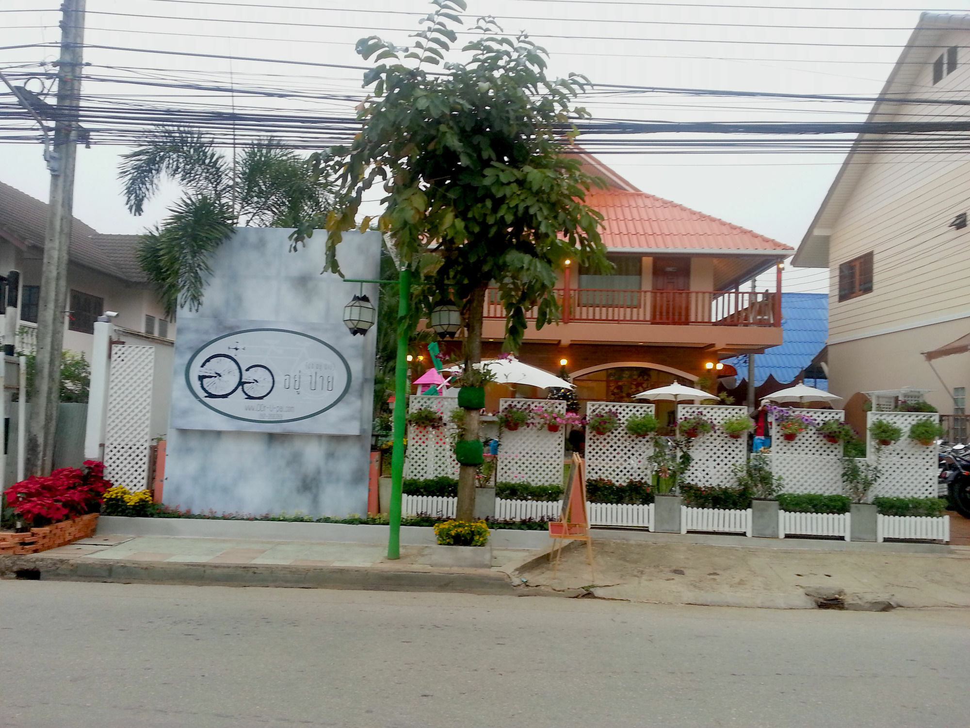 Happy In Pai Hotel Exterior photo